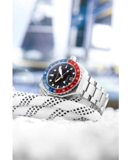 Photo 5 of this DUMAS GMT Men's Diving Watch in Grey, Black Stainless Steel - SPINNAKER | SP-5119-44