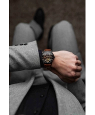 Photo 3 mise en situation de cette Montre Squelette Homme en Acier inoxydable, Acier PVD noir Marron, Noir - Longitude - EARNSHA