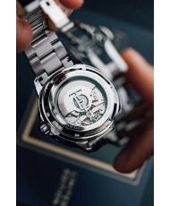 Photo 3 mise en situation de cette Montre Homme en Acier inoxydable Noir, Gris - Jervis - EARNSHAW | ES-8134-44