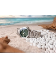 Photo 10 of this BOETTGER AUTOMATIC - SPINNAKER | SP-5083-EE Men's Diving Watch in Stainless Steel Grey, Green