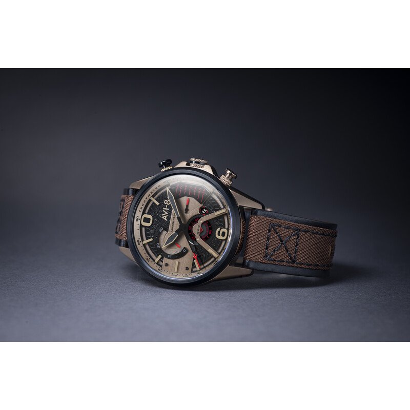 Herren-Chronographenuhr aus Edelstahl, Leder, Schwarz, Gold, Braun – HAWKER HARRIER II – AV-4056-06 – AVI-8